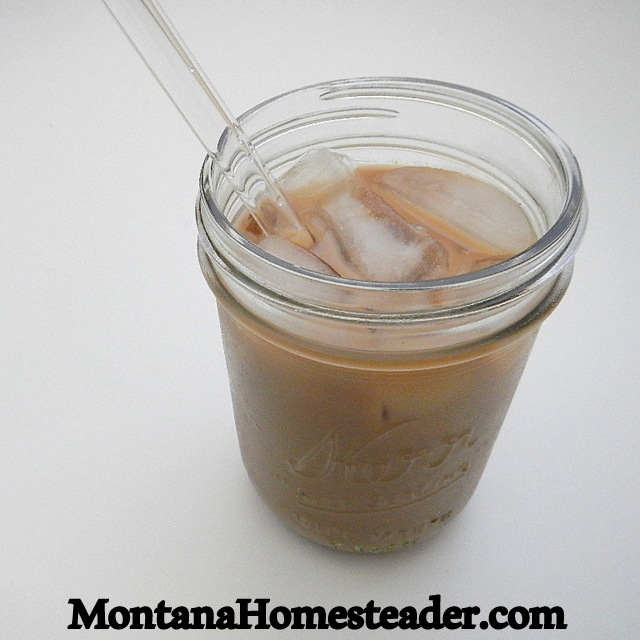 Recipe for homemade vanilla iced latte with real food ingredients
