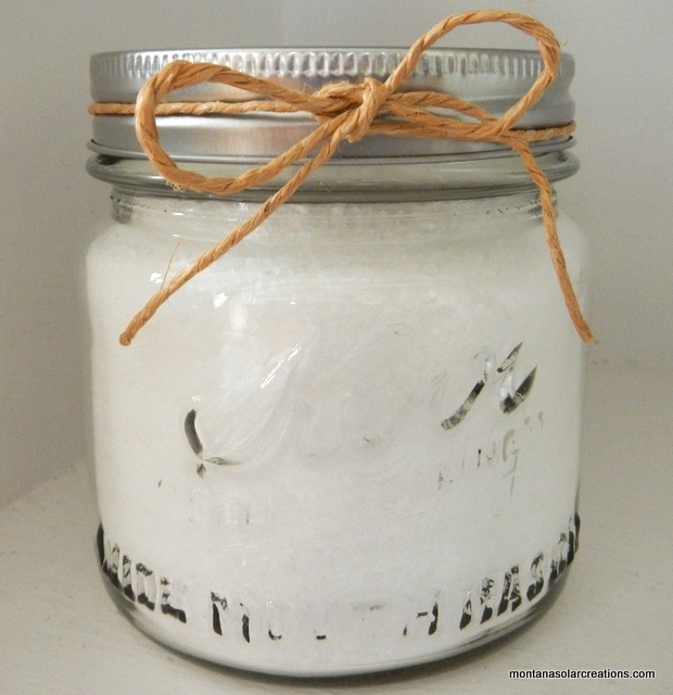 easy recipe for making homemade lavender bath salts | Montana Homesteader