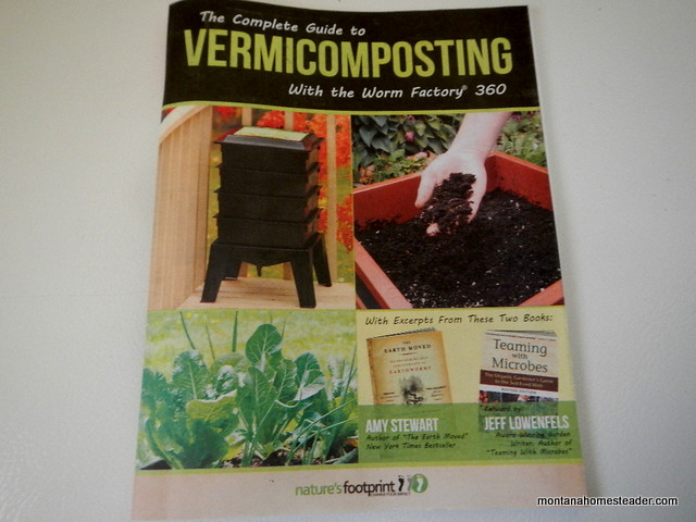 guide to vermicomopsting in a worm bin
