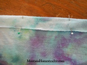How to upcycle a t shirt into a girls skirt | Montana Homesteader